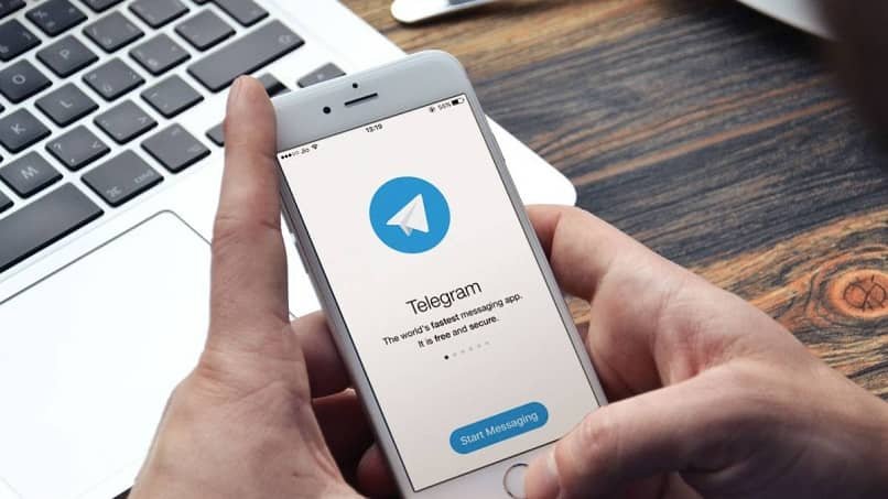 usando il telegramma mobile Come effettuare pubblicazioni automatiche su Telegram per gruppi o canali